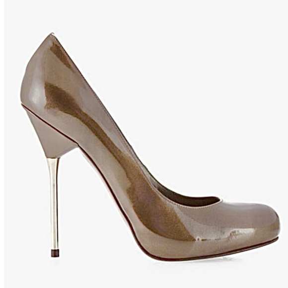 Stuart Weitzman Olive Green Patent Leather Round Toe Stilettos Silver Heels 8 M - Picture 8 of 9